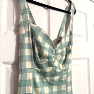 PUG criss cross strap in sage gingham